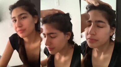 Petite Mumbai Girlfriend Gets Facial Cumshot After Handjob